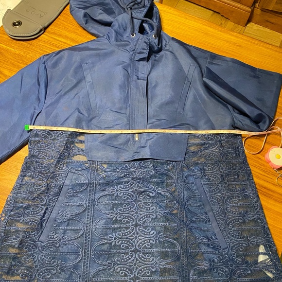 Urban Outfitter top - Picture 7 of 11